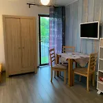 منزل للإقامة Arkasasino Z Sauna Ogrodowa ساسينو