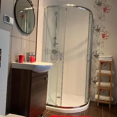 Arkasasino Z Sauna Ogrodowa ホームステイ *